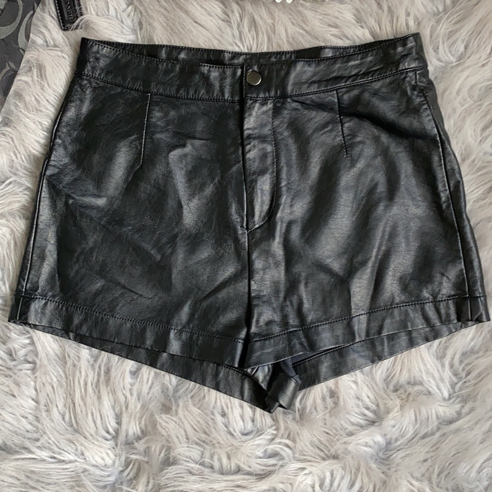 NWOT F21 leather shorts